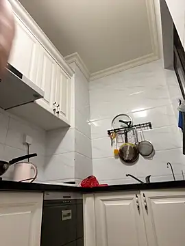 Snapshot of aa520uv chatting on 09.29.25 aa520uv online show from 09.29.25