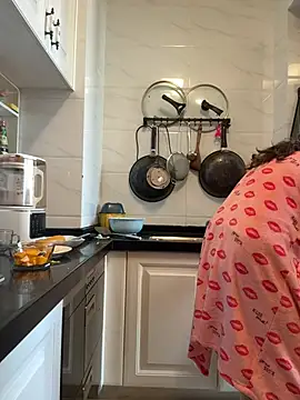 aa520uv online show from 04.05.26