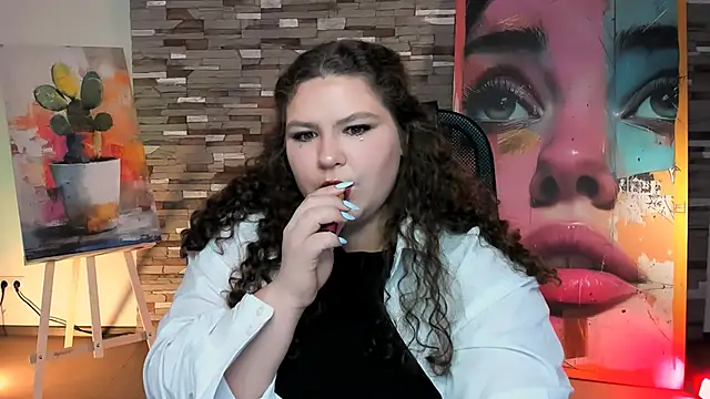 Snapshot of FlorenceAnderson chatting on 03.19.25 FlorenceAnderson online show from 03.19.25