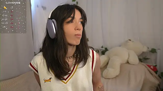 mystica  online show from 09.29.25