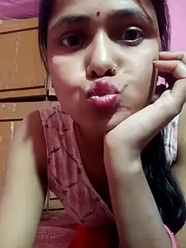 Snapshot of Ayeshaji chatting on 03.15.25 Ayeshaji online show from 03.15.25