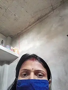 Snapshot of Ayeshaji chatting on 03.16.25 Ayeshaji online show from 03.16.25