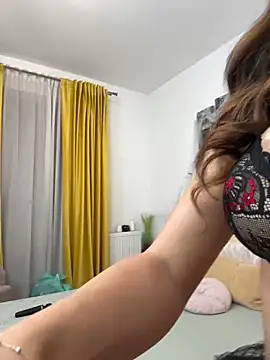 Snapshot of CelineReys chatting on 10.14.25 CelineReys online show from 10.14.25