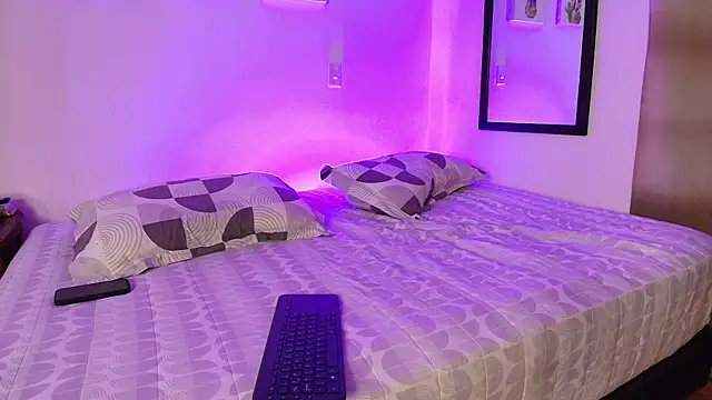 pleasurecompany3 online show from 12.21.25