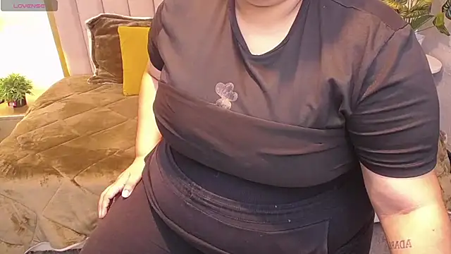 ailyn maury online show from 04.12.26