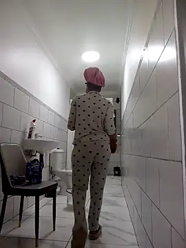 Snapshot of Hotytoty26 chatting on 10.08.25 Hotytoty26 online show from 10.08.25