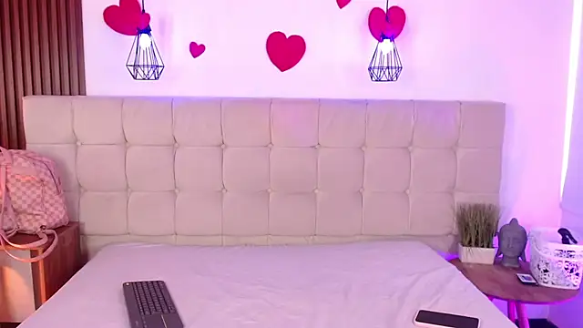 dayancarolina  online show from 07.17.26