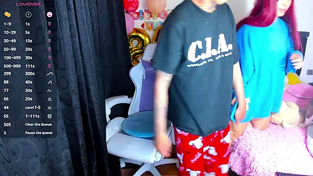 Snapshot of Alex_Sabrina chatting on 03.19.25 Alex Sabrina online show from 03.19.25