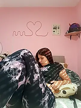 MeCherryy online show from 09.24.25