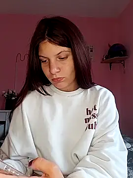 MeCherryy online show from 09.28.25