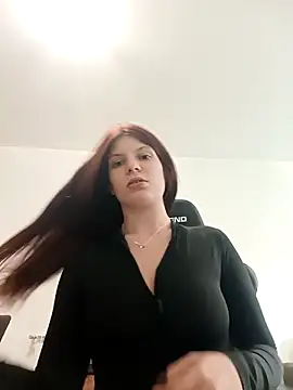 MeCherryy online show from 10.21.25