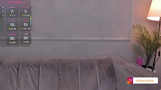 Snapshot of Kendallbleer chatting on 09.26.25 Kendallbleer online show from 09.26.25