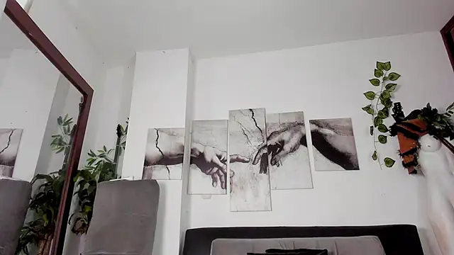 Giotrashy online show from 10.16.25