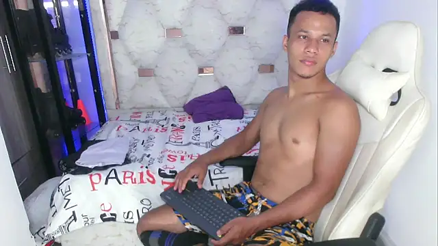 sex mikee online show from 03.13.25