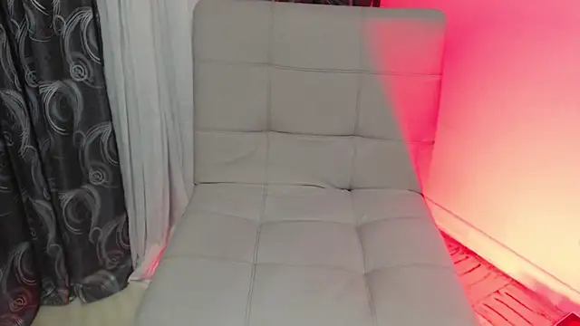 Taylor dolll online show from 10.22.25