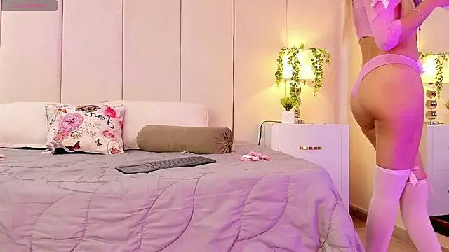 princesssammy2 online show from 10.17.25