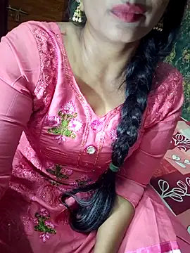 Snapshot of Shalini_telugu09 chatting on 10.25.25 Shalini telugu09 online show from 10.25.25