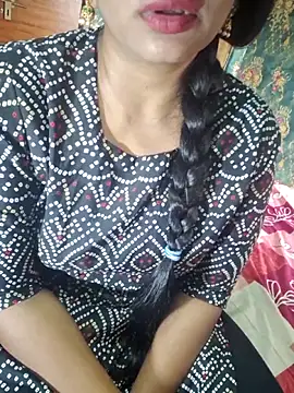 Snapshot of Shalini_telugu09 chatting on 11.05.25 Shalini telugu09 online show from 11.05.25