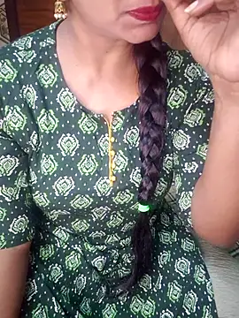 Snapshot of Shalini_telugu09 chatting on 07.16.26 Shalini telugu09 online show from 07.16.26