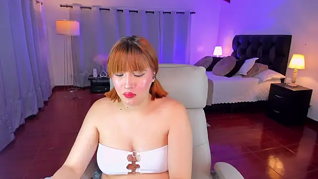 karla hill 28 online show from 03.08.26