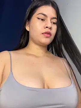 Snapshot of Saanvi21 chatting on 09.10.25 Saanvi21 online show from 09.10.25