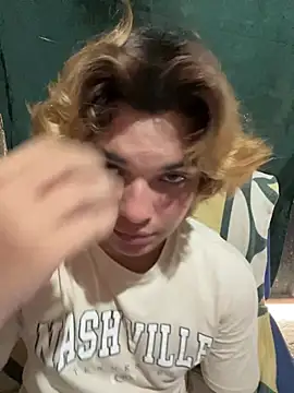 Snapshot of adam_angelssss chatting on 04.08.26 adam angelssss online show from 04.08.26