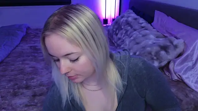 Snapshot of margot_robbie7 chatting on 03.02.26 margot robbie7 online show from 03.02.26