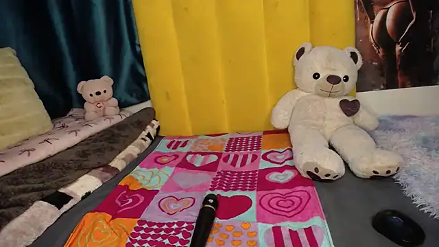 Snapshot of blackrose001 chatting on 11.06.25 blackrose001 online show from 11.06.25