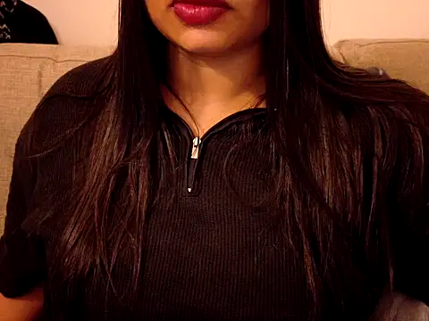 Snapshot of Tamil_hot_whiskey_girl chatting on 11.21.25 Tamil hot whiskey girl online show from 11.21.25