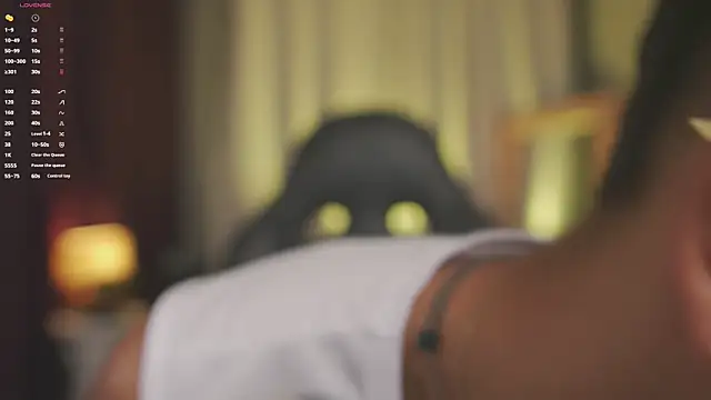 Colstorw  online show from 04.15.26