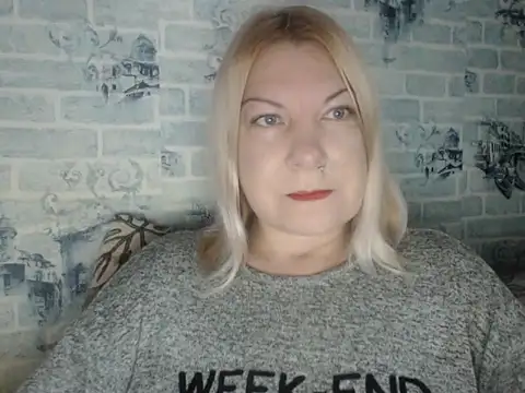 Lillia Ray online show from 11.15.25