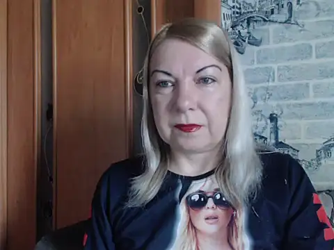 Snapshot of Lillia_Ray chatting on 04.25.26 Lillia Ray online show from 04.25.26