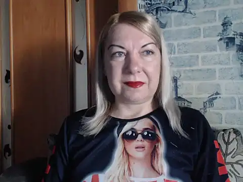Snapshot of Lillia_Ray chatting on 04.25.26 Lillia Ray online show from 04.25.26