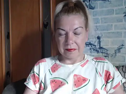Snapshot of Lillia_Ray chatting on 05.30.26 Lillia Ray online show from 05.30.26