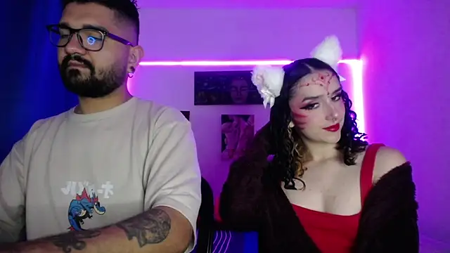 Snapshot of TwinFlamesX chatting on 11.07.25 TwinFlamesX online show from 11.07.25