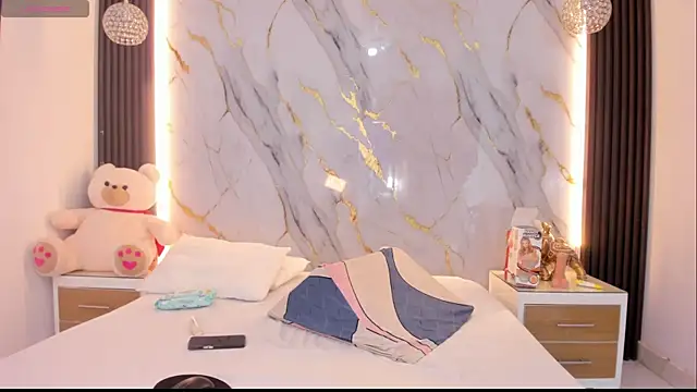 lunastorm  online show from 09.15.25