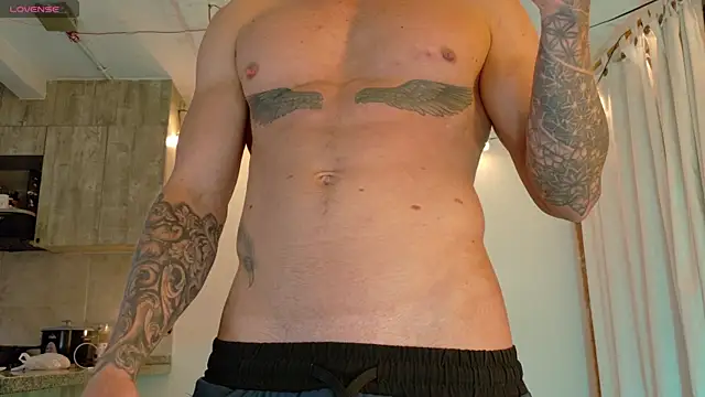 Snapshot of Ryannblue07 chatting on 11.09.25 Ryannblue07 online show from 11.09.25