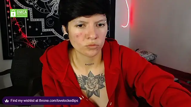 lovelockedlips online show from 09.18.25