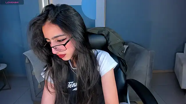 LarisaSmirnov online show from 10.01.25