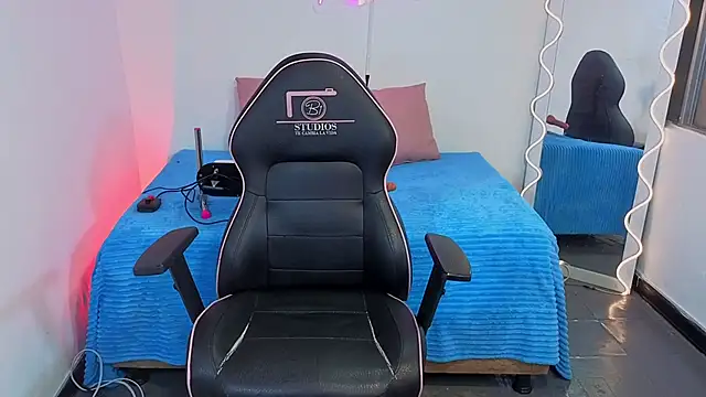 Malory tay1 online show from 09.19.25