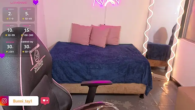 Malory tay1 online show from 10.14.25