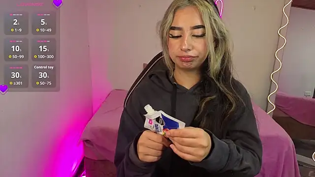 Malory tay1 online show from 11.12.25