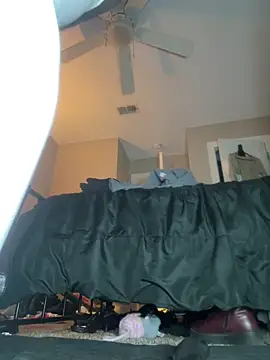 Snapshot of creamynala chatting on 11.19.25 creamynala online show from 11.19.25