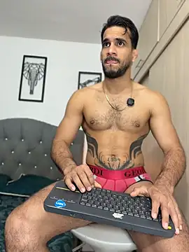 Snapshot of Maximiliano_ford chatting on 07.21.26 Maximiliano ford online show from 07.21.26