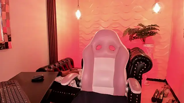 loress ass mature online show from 12.01.25