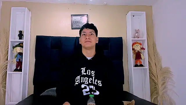 Jhojan twink online show from 10.07.25