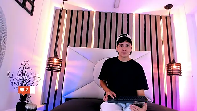 Jhojan twink online show from 11.09.25