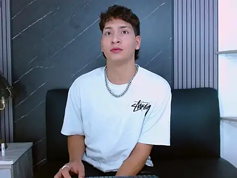 Jhojan twink online show from 04.02.26