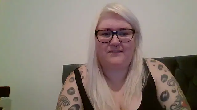 Sizzling Indie36 online show from 03.18.25