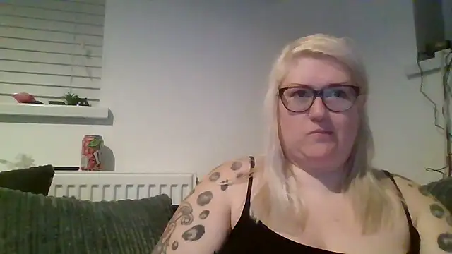 Sizzling Indie36 online show from 03.22.25